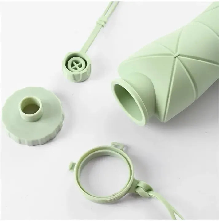 Silicone Folding Water Bottle – Collapsible Travel Bottle | Random Color | 600ML