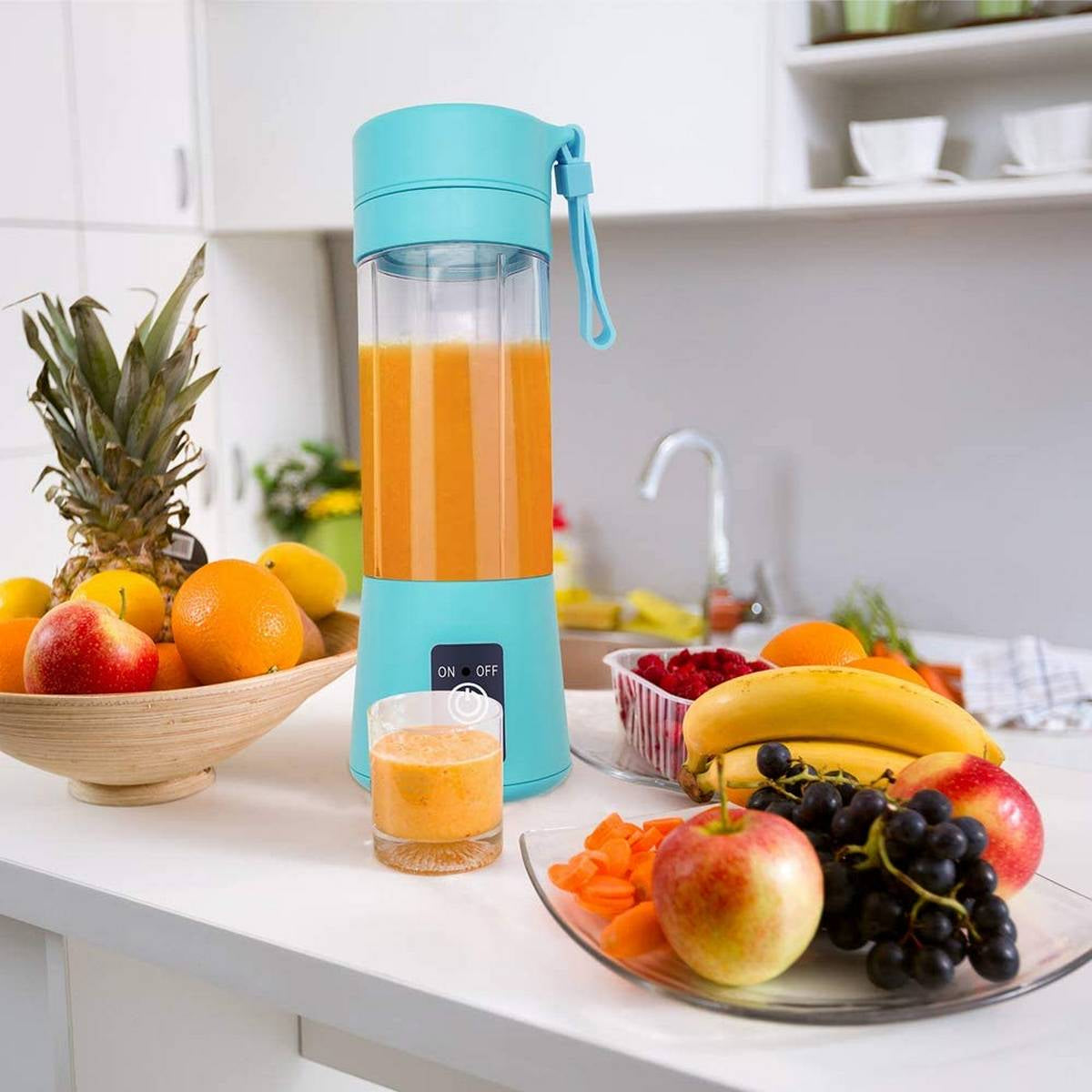 Portable USB Rechargeable Juicer Blender with 6 Blades - Portable Mixer